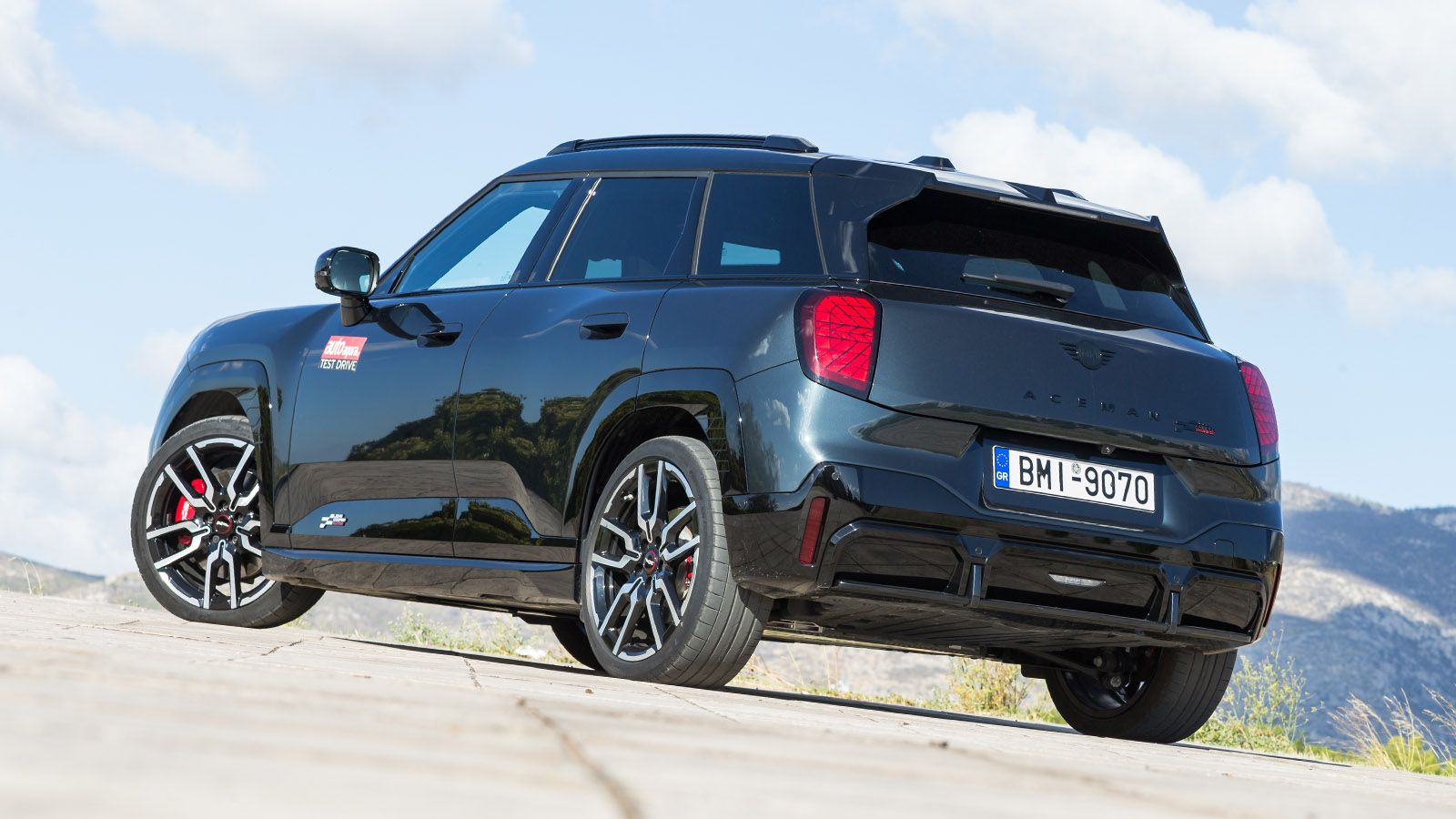 Δοκιμή MINI Aceman JCW E 258 PS: Το Go-Kart μεγάλωσε και μπήκε στην πρίζα